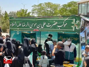 خدمت کریمانه خادمیاران رضوی سمنان به بیش از ۶ هزار دلداده حسینی در راهپیمایی اربعین