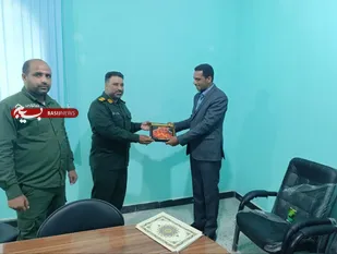 دیدار فرمانده ناحیه مقاومت بسیج سپاه شهرستان بندرسیریک با رئیس اداره دامپزشکی شهرستان