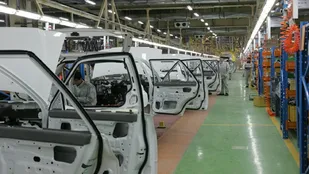 خصوصی سازی خودروسازها همچنان مسکوت!