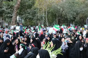 نوای غیرت زن ایرانی در چهارباغ/ این صدای حقیقی جمهوری اسلامی ایران است