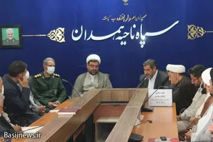 مبلّغین، مروّجین و هادیان سیاسی رسانه نظام اسلامی در جهاد تبیین هستند