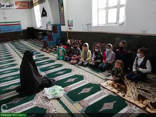 زوج طلبه &lrm;بسیجی نقده ای که محروم&zwnj; ترین مناطق را برای خدمت&zwnj; انتخاب کردند
