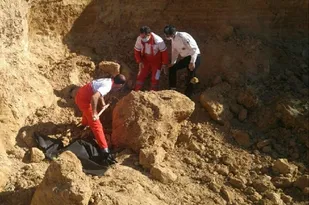 ریزش کوه جان یک نفر را در چاراویماق گرفت