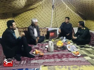 دیدار فرمانده سپاه ناحیه عسلویه با خانواده شهید علی افسری