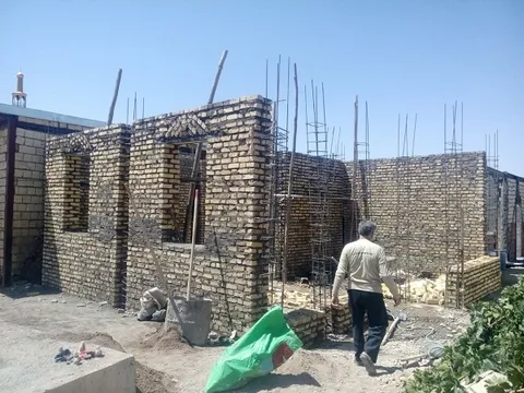 ساخت 4 باب منزل مسکونی برای مردم زلزله زده کوهبنان