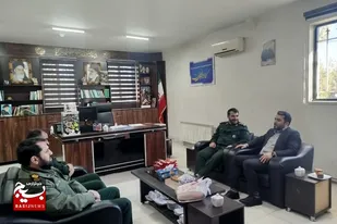 دیدار رئیس اداره ورزش و جوانان دامغان با سرهنگ مدرسی فرمانده سپاه ناحیه این شهرستان همزمان با اعیاد شعبانیه