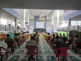 مراسم گرامیداشت روز سرباز در ناحیه مرکزی یزد برگزار شد