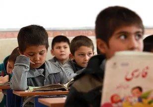 هیچ&zwnj;گونه ممانعتی برای ورود اتباع به مدارس و دانشگاه&zwnj;ها نداشته&zwnj;ایم/ تلاشمان افزایش سطح سواد اتباع است
