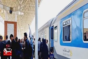 قطار زائران اربعین حسینی(ع) در زاهدان راه&zwnj;اندازی شد
