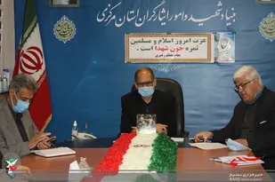 خانواده شهدا فرزندان خود را با الگو گیری از حضرت زهرا (س) برای انقلاب و اسلام تربیت کردند
