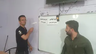 رنگ آمیزی کلاس&zwnj;های مدارس در آغاجاری