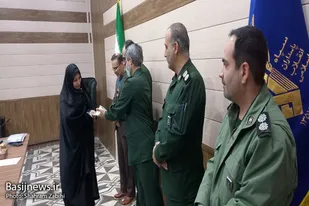 تجلیل از کادر درمان درمانگاه ولی عصر (عج) ملایر