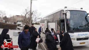 سفر ۱۰۰ زائر چنارانی به سرزمین&zwnj;های نور