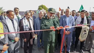 بهره&zwnj;برداری راه روستایی لیمویی بخش رودخانه شهرستان میناب با حضور فرمانده سپاه امام&zwnj;سجاد(ع)