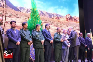 برترین قشر در حوزه اقتصاد مقاومتی در رویداد ملی نشان فردوس