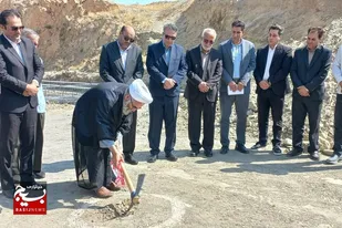 بهره&zwnj;برداری و کلنگ&zwnj;زنی ۳ پروژه بزرگ تجاری و ورزشی در نهاوند
