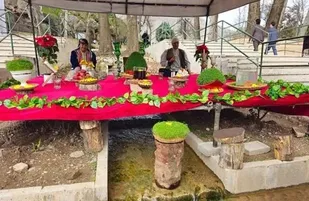 برپایی سفره هفت&zwnj;سین هنرمندان لرستانی در محوطه &laquo;فلک&zwnj;الافلاک&raquo;