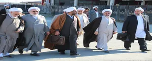 اعزام ائمه جمعه و مدیران حوزه دهای اهل تسنن و شیعه استان گلستان  به بندر عسلویه
