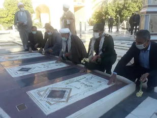 گلباران مزار شهدا طبس به مناسبت هفته بسیج
