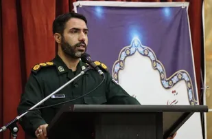 مهار تورم&zwnj; با روحیه جهادی محقق می شود/ خدمت به مردم راهبرد اصلی مقابله با دشمن