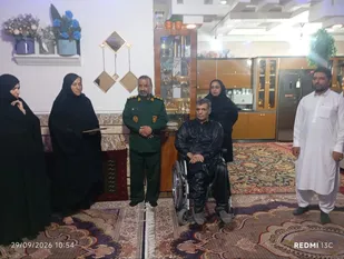 دیدارفرمانده سپاه شهرستان ایرانشهر با خانواده شهید والامقام محمد شریف زارعی ایرندگان