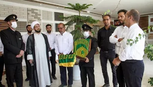 حضور خادمین امام رضا (ع) در کارخانه آجر کمالی نما دولت آباد برخوار