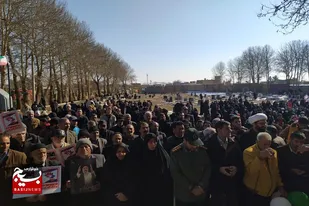 راهپیمایی ۲۲ بهمن ماه در شهر برزول نهاوند برگزار شد