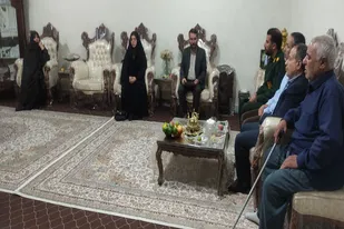دیدار بسیجیان حوزه علی بن ابیطالب (ع) با نماینده مردم ملایر در مجلس و خانواده شهید