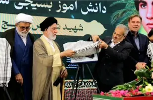 رونمایی از کتاب &laquo;طالب شهادت&raquo; در بندر دیّر