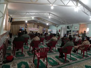 دیدار جمعی از بسیجیان با نماینده ولی فقیه در شهرستان ایجرود