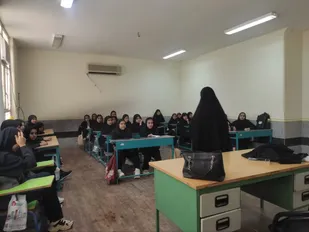 جهاد تبیین در مدارس هویزه؛ گامی مؤثر در مسیر بصیرت&zwnj;افزایی و آگاهی&zwnj;بخشی دانش&zwnj;آموزان