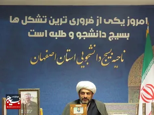 در کارهای جهادی وفرهنگی اولین نکته خودسازی است.