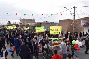 راهپیمائی یوم الله ۲۲ بهمن در بهاباد برگزار شد