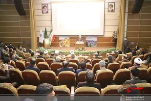 مردم همچون کوهی استوار در برابر دشمن ایستادگی کرده&zwnj;اند