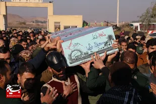 پیکر شهید گمنام ۴۱ ساله در گردان زرهی والفجر تشییع و خاکسپاری شد