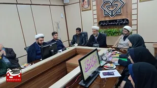 تالارهای اندیشه برای حل مسائل فرهنگی تشکیل شود