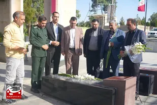 ادای احترام مسئول بسیج حقوقدانان کشور به شهدای همدان