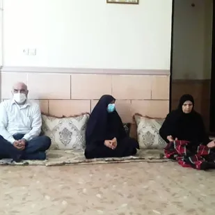 دیدار با خانواده شهدا در گناوه