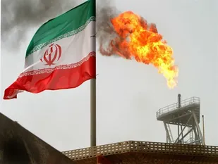 جزئیاتی از طرح گشایش اقتصادی مجلس/ فروش نقدی نفت با تخفیف و حجم پایین به پالایشگاه&zwnj;های داخلی