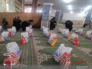 توزیع بسته&zwnj;های معیشتی به نیازمندان در بافق/راه اندازی دو دستگاه قالی بافی توسط گروه جهادی شهید حسینی
