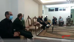 سردار خرم در منزل سردار شهید تجلایی حضور یافت