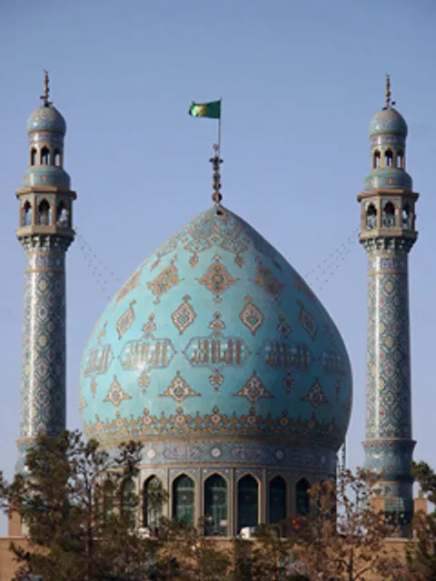 اعزام 120 نفر از خواهران بسیجی مناطق محروم به اردوی قم و جمکران