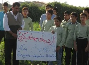 ارودی یکروزه جهادگران سازندگی در مزارع هندوانه قره تپه