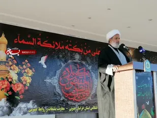 کسانی که آگاهانه به دین ضربه می زنند در خسرانند/ مواسات و کمک های مومنانه از توصیه های قرآن است