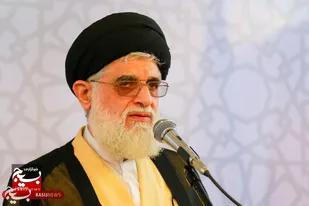 قدم&zwnj;ها در راهپیمایی ۲۲ بهمن اقتدارآفرین و عزت&zwnj;آفرین است