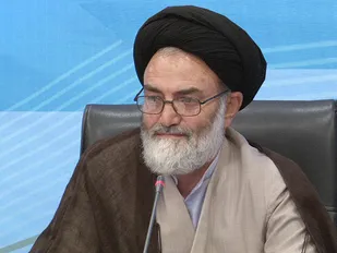 حضور مردم در انتخابات و انتحاب اصلح کلید حل مشکلات است