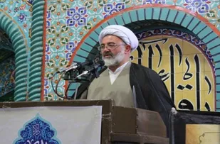 یکی از رویش های فرهنگی انقلاب اعتکاف است/بهترین مبلغ برای کالا کیفیت است/فروشنده ما باید قاچاق را منکر بداند