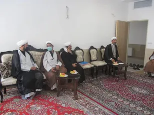 بازدید مسئول نمایندگی ولی فقیه در سپاه برخوار از پایگاههای بسیج طلاب شهرستان