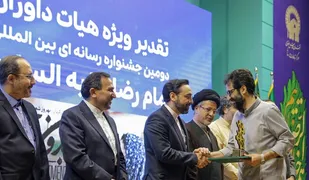 پایان دومین جشنواره رسانه ای بین&zwnj;المللی امام رضا(ع) با تقدیر از برگزیدگان/ جهاد تبیین؛ نیاز امروز جامعه و رسالتی خطیر بر دوش اهالی رسانه و هنر