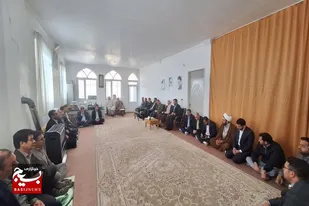 دیدار نوروزی جمعی از مسئولین کبودراهنگ با امام جمعه این شهرستان +تصاویر